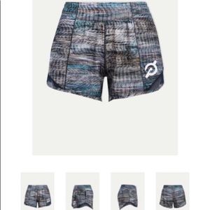 Lululemon/Peloton 4” Hotty hot short II